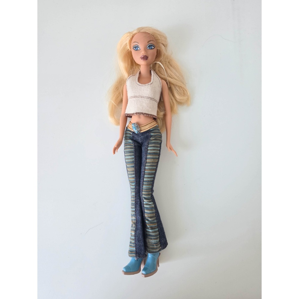 2003 Barbie My Scene "Back to School" doll Y2K Fashion Flared Jeans Blue Boots